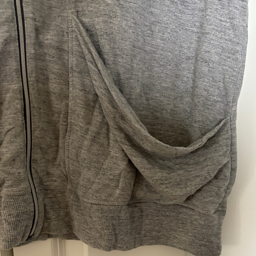 Athleta Heather Gray Knit Top - Picture 6 of 10
